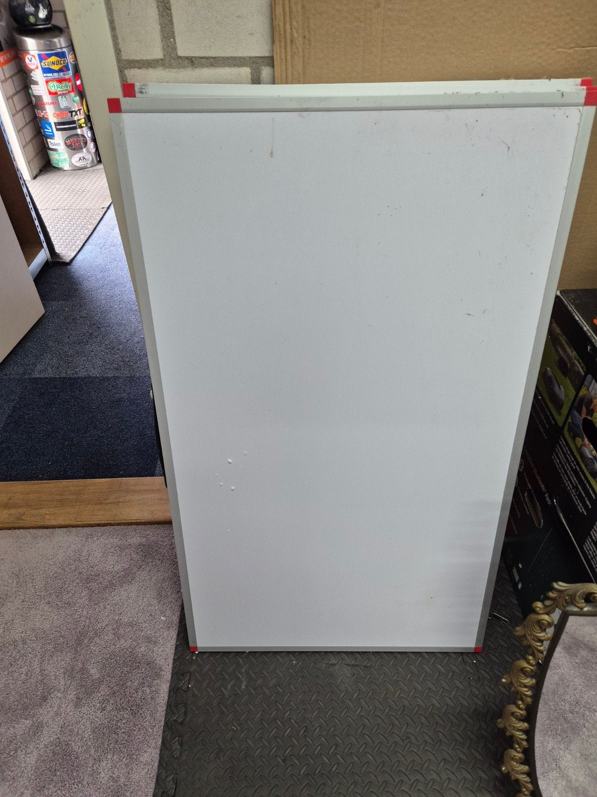 Behangtafel 3 meter, Ophalen, Minder dan 10 m²