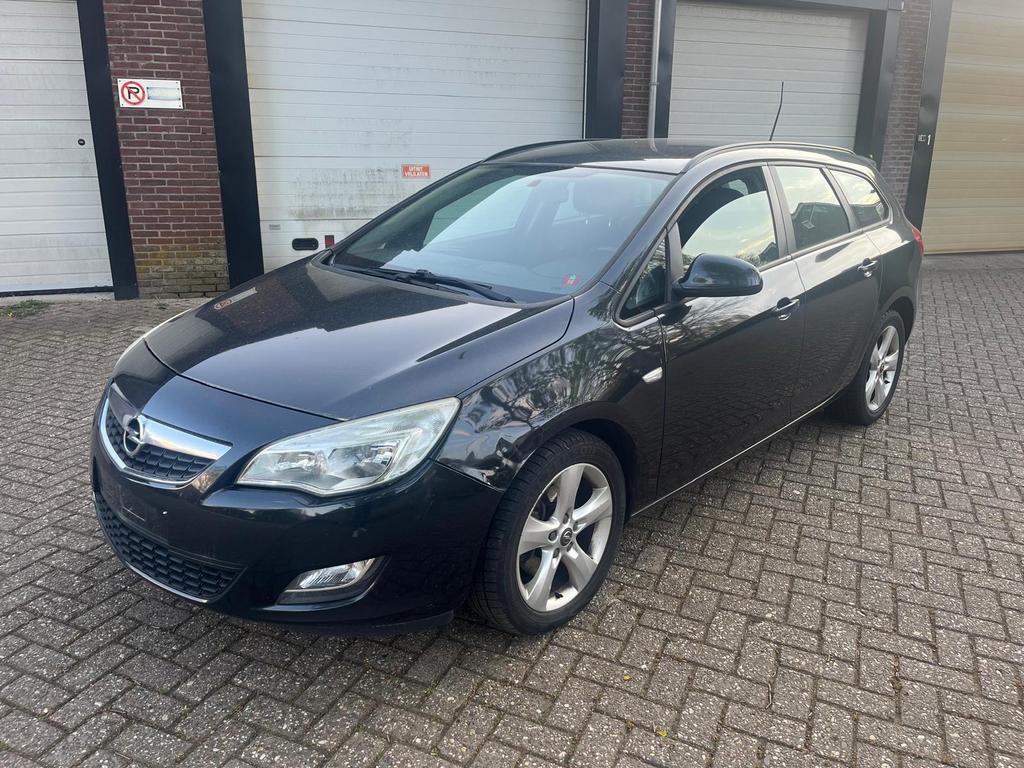 Opel Astra Sports Tourer 1.7 CDTi, Euro 5, Zwart, Parkeersensor, Astra