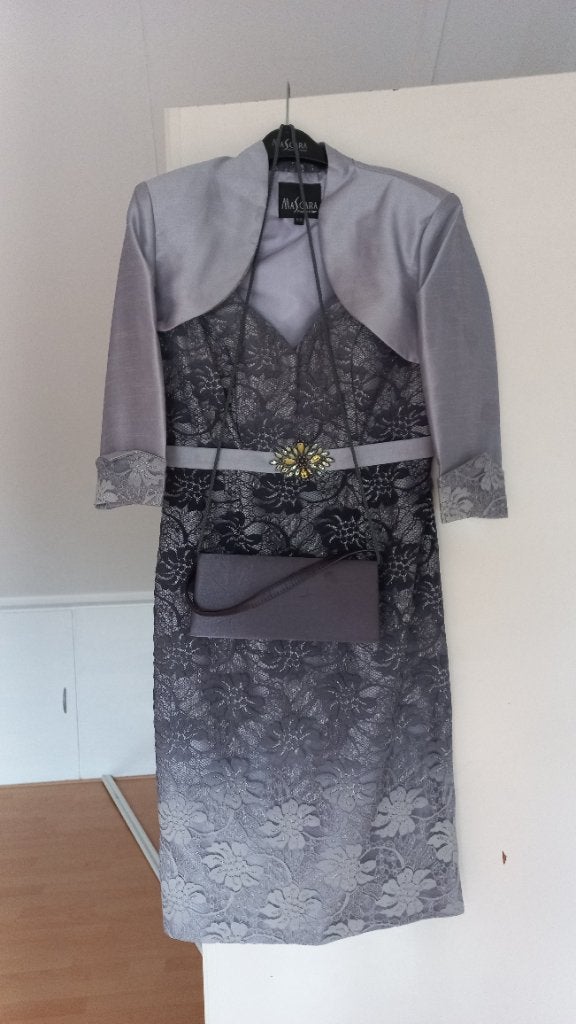 Chique galajurk met bolero en clutch - Maat S, Ophalen, Knielengte, Maat 36 (S), Grijs