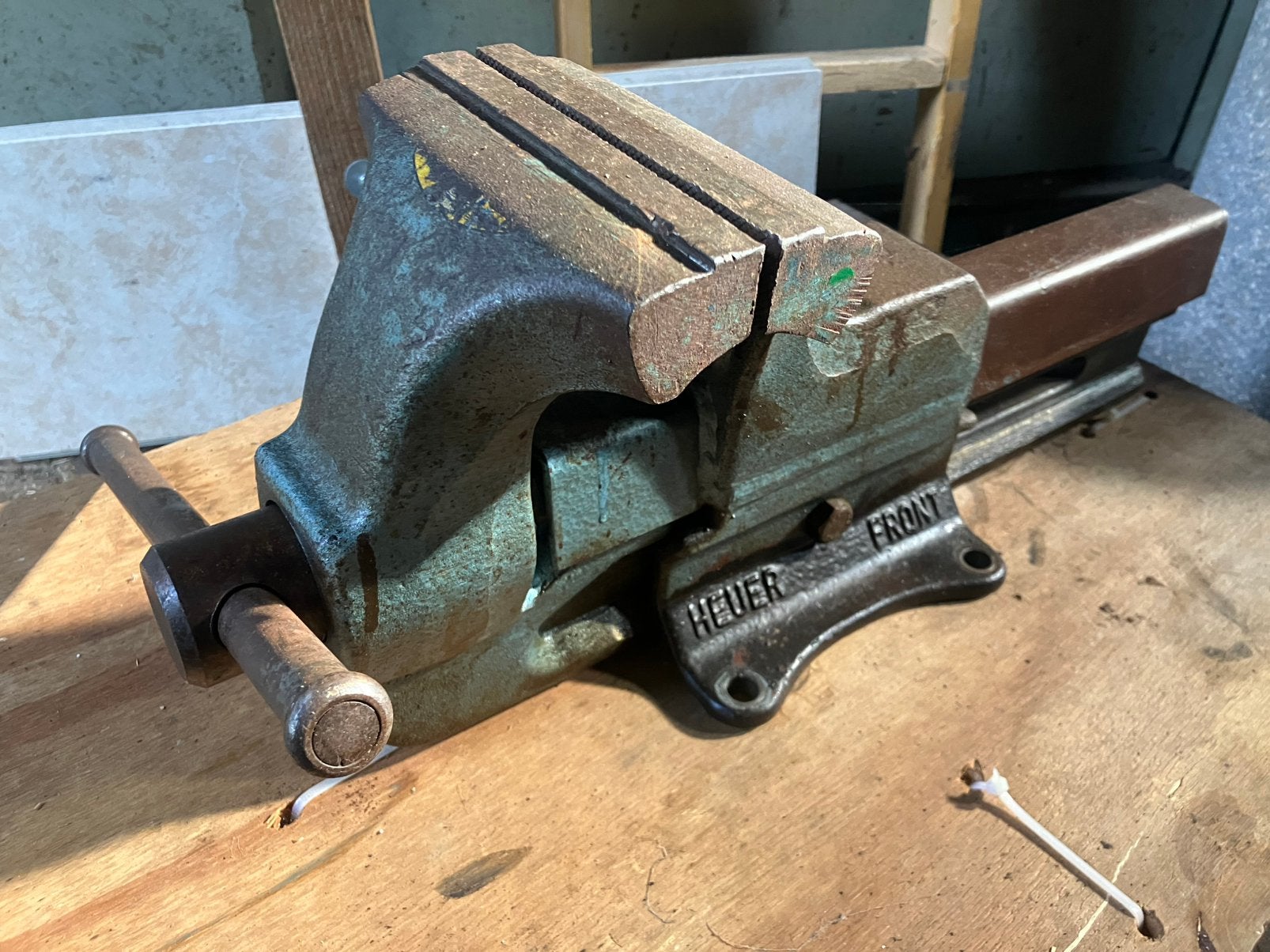 Heuer front bankschroef 150mm, Ophalen, Gebruikt, 120 tot 170 cm, Bankschroef