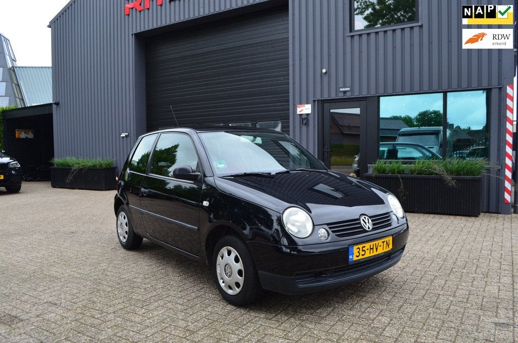Volkswagen Lupo 1.4-16V Trendline | Automaat | NAP | Dealer, 450 kg, 31 €/maand, 4 cilinders, 4 stoelen