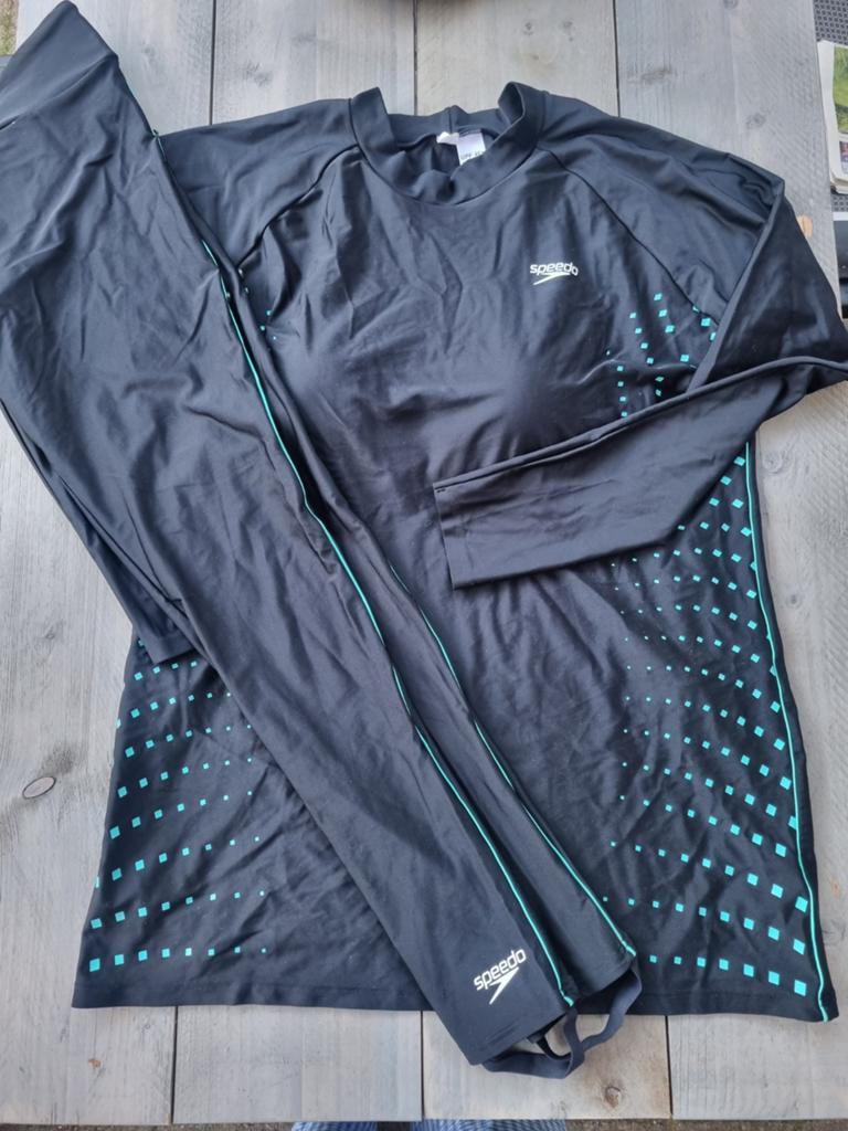 Nieuwe SPEEDO Burkini, D 46 = maat 44., Kleding | Dames, Badmode en Zwemkleding, Overige typen, Zwart, Nieuw, Speedo
