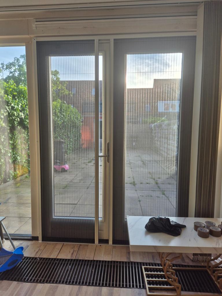 Hordeur voor openslaande tuindeuren - zelf demonteren, Ophalen