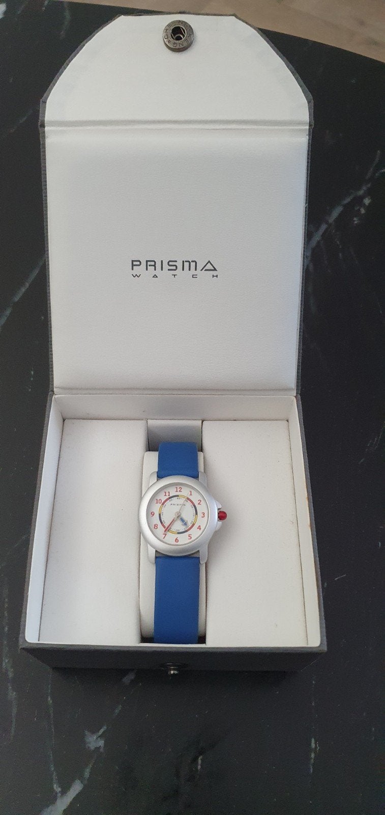 Prisma horloge, Ophalen of Verzenden