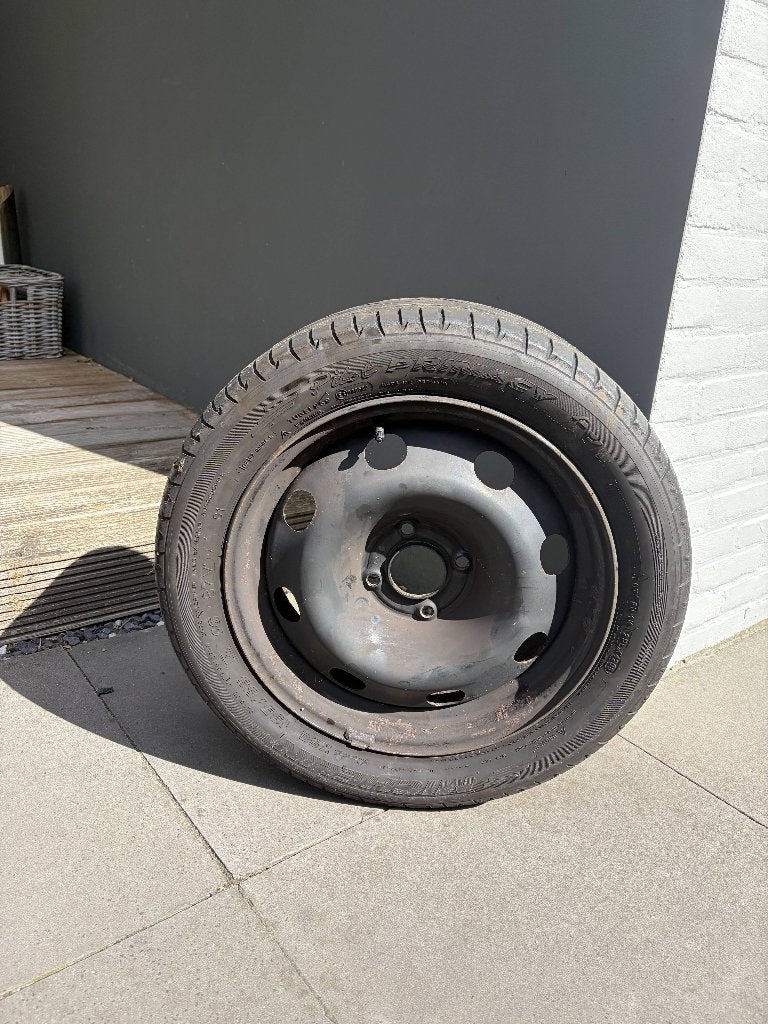 Goedkoop reservere wiel / krikset voor Peugeot / Citroën, Ophalen