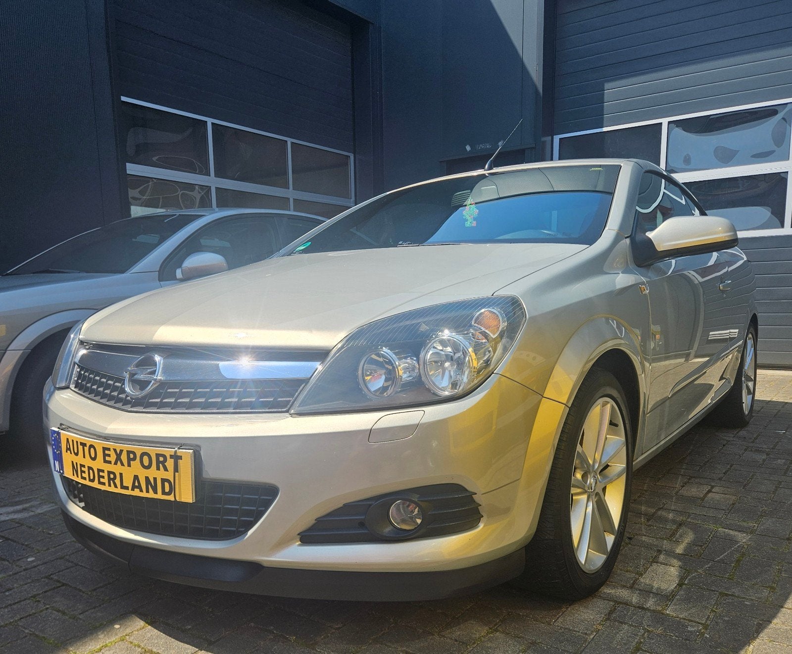 Opel Astra Cabrio 1.8 benzine 103kw bj.2007 Airco, Auto's, Opel, Voorwielaandrijving, 4 cilinders, Cabriolet, 1796 cc