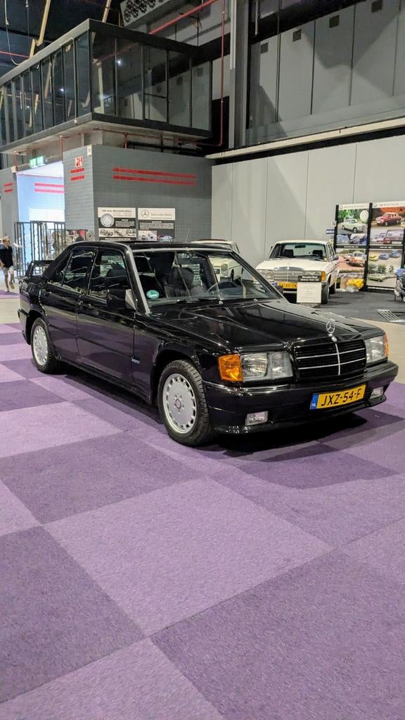 Mercedes‑Benz 190E 2.3 – Volledig gerestaureerd -AMG kit, 4 cilinders, 1200 kg, Sedan, Geïmporteerd