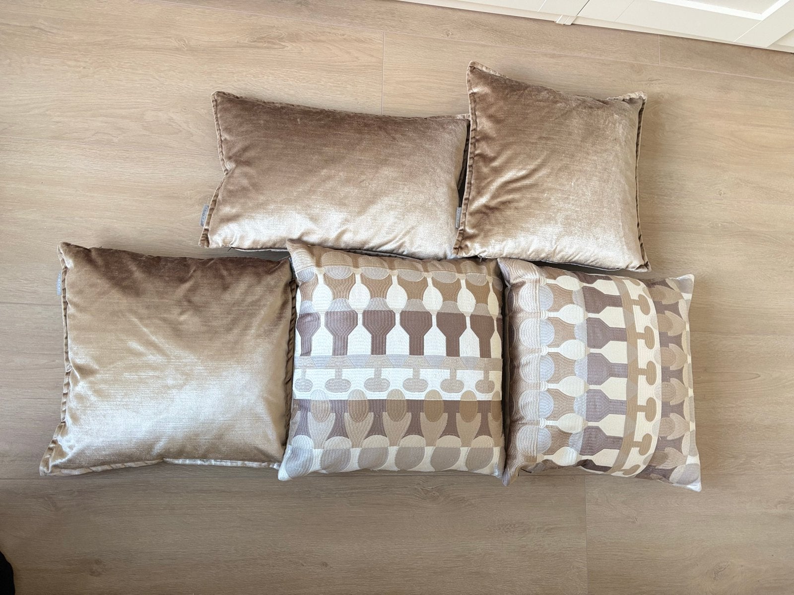 Colmore Sierkussens - 5 stuks, velvet en patroon, Ophalen, Overige merken, Bruin, Inclusief binnenkussen