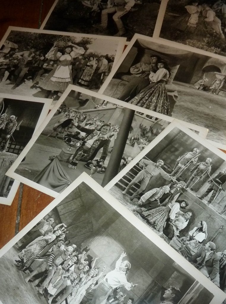 35mm film 8x moviestill UNKNOWN CARMEN ?? 1950-55, Audio, Tv en Foto, Filmrollen, Ophalen of Verzenden, 8mm film