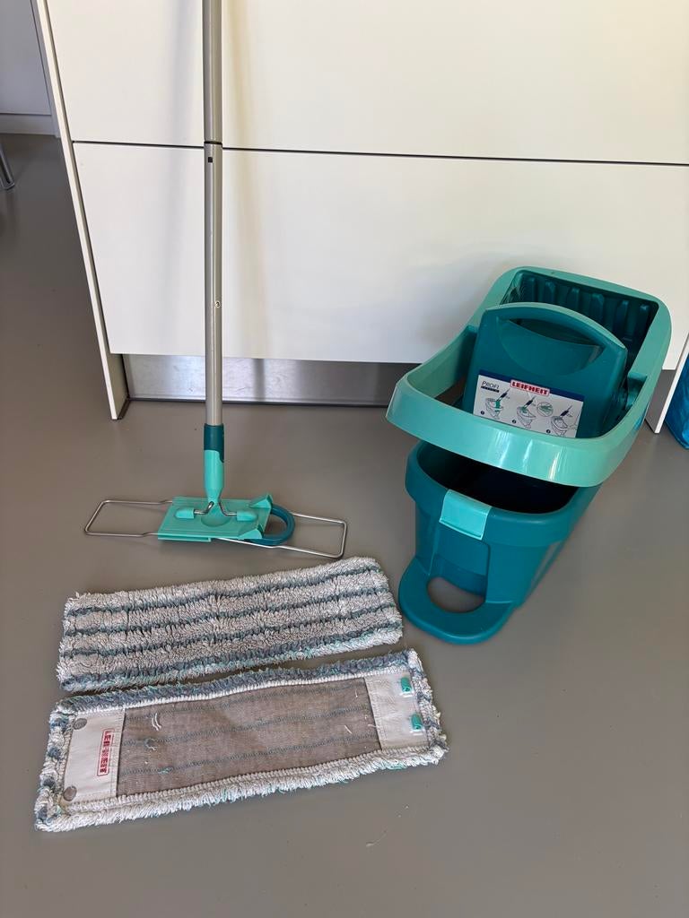 Leifheit dweil + emmer en 2 Hoezen, Ophalen, Mop of Dweil