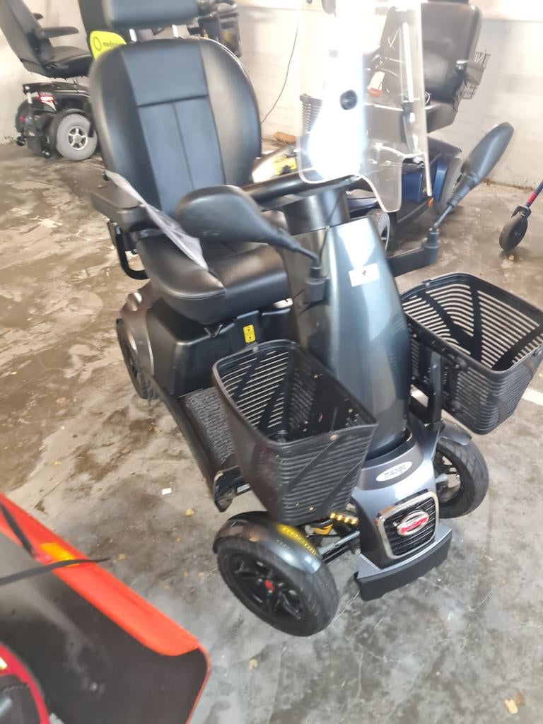 Mango freerider Fr1 Scootmobiel met windscherm, Ophalen of Verzenden, Zo goed als nieuw, Elektrisch, Overige merken