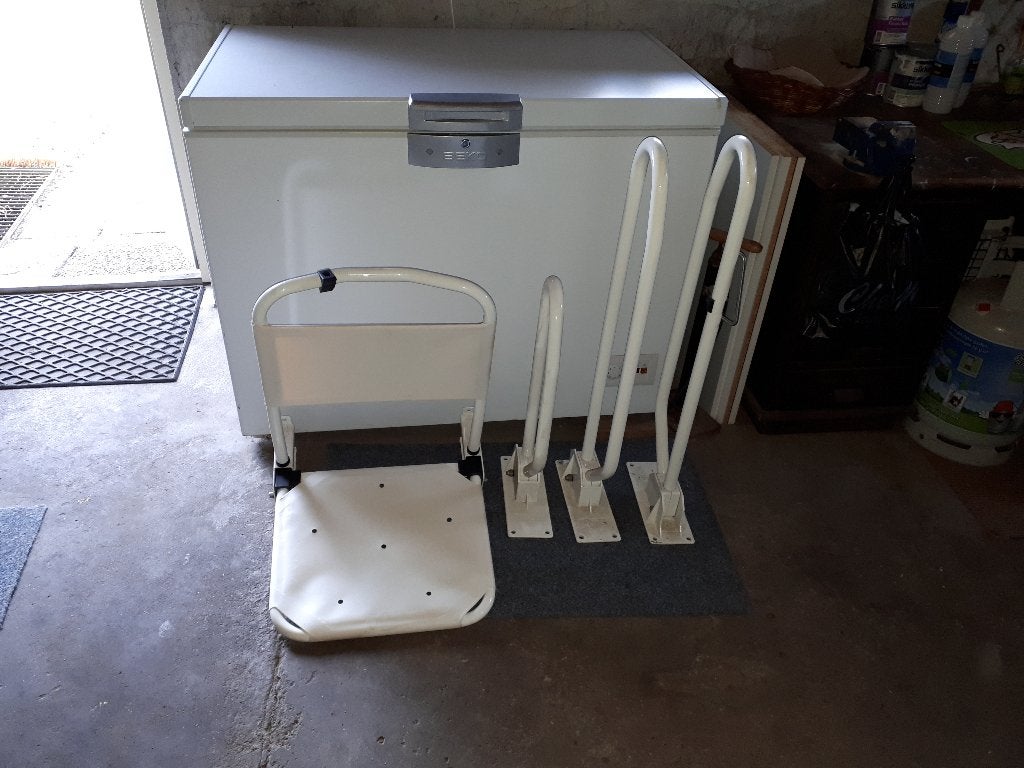 wc zitje met beugels, Ophalen, Gebruikt