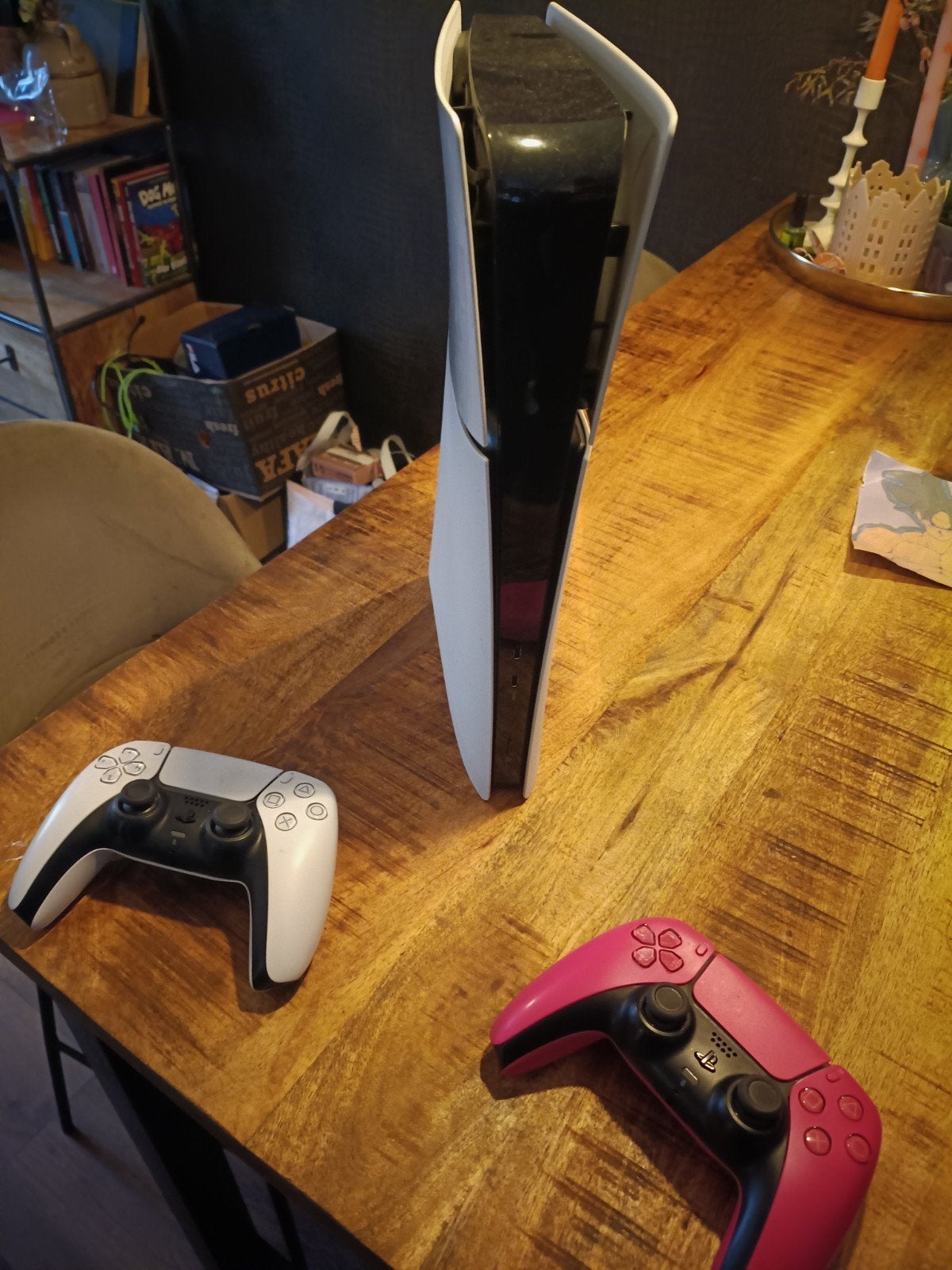 Playstation 5 digital Editie met 2 controllers, Spelcomputers en Games, Ophalen, Zo goed als nieuw, Playstation 5