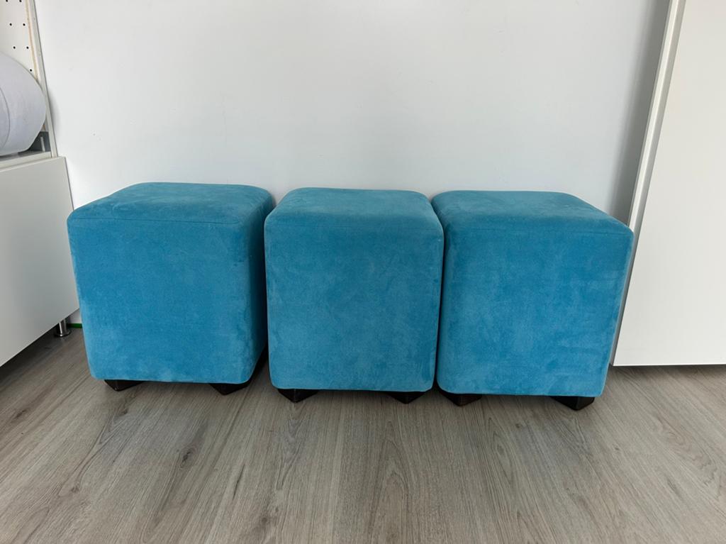 3 Luxe Velours Poefen – Turquoise/Blauw – Zeer nette staat, Huis en Inrichting, Banken | Voetenbanken en Poefen, Zo goed als nieuw