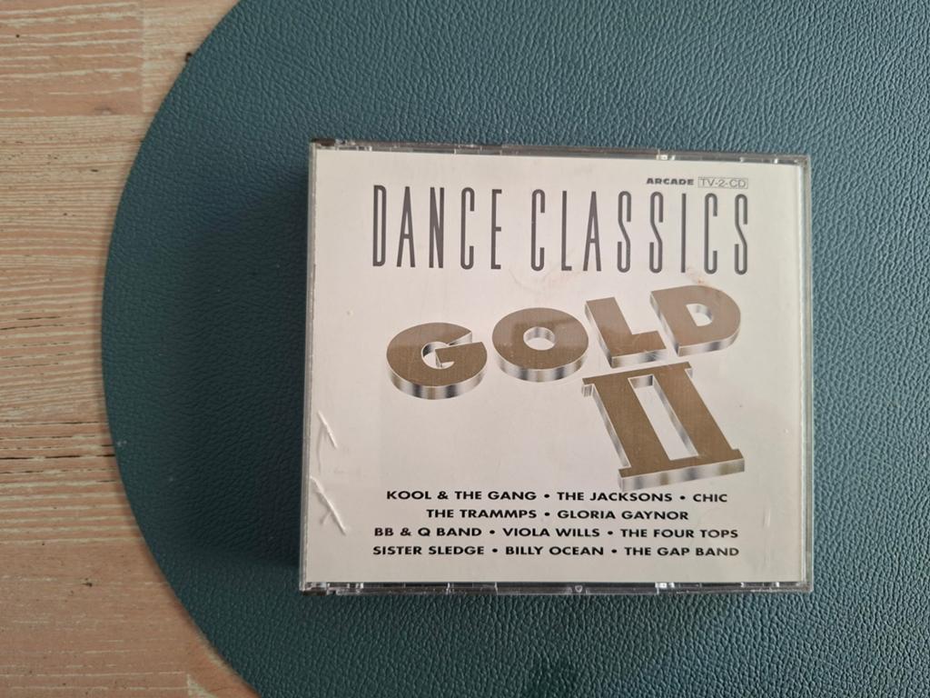 dance classics gold 2, Cd's en Dvd's, Ophalen of Verzenden, Zo goed als nieuw, Dance