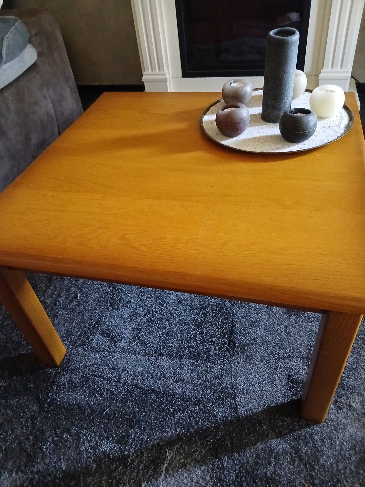 Massief houten salontafel - vierkant, Ophalen, Gebruikt, 50 tot 100 cm, Vierkant