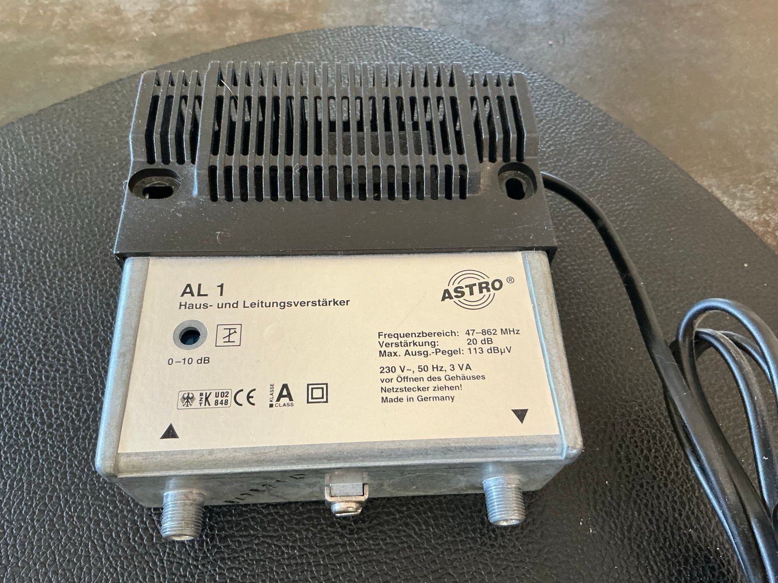 ASTRO AL 1 TV signaal Antenneversterker 47-862 MHz 20gb, Ophalen of Verzenden, Gebruikt, Toebehoren