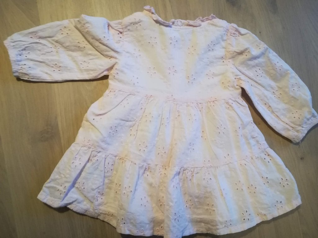 Lichtroze jurkje met lange mouwen - maat 74, Ophalen of Verzenden, Nieuw, Meisje, Jurkje of Rokje