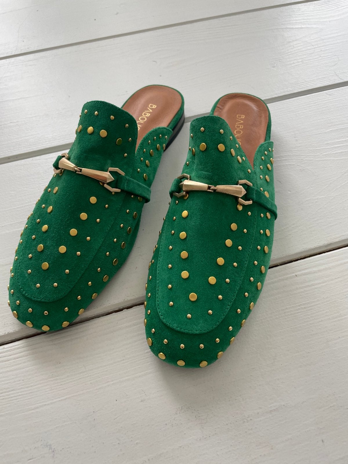 Nieuwe loafers met studs van het merk Babouche mt 41, Instappers, Nieuw, Ophalen of Verzenden, Groen
