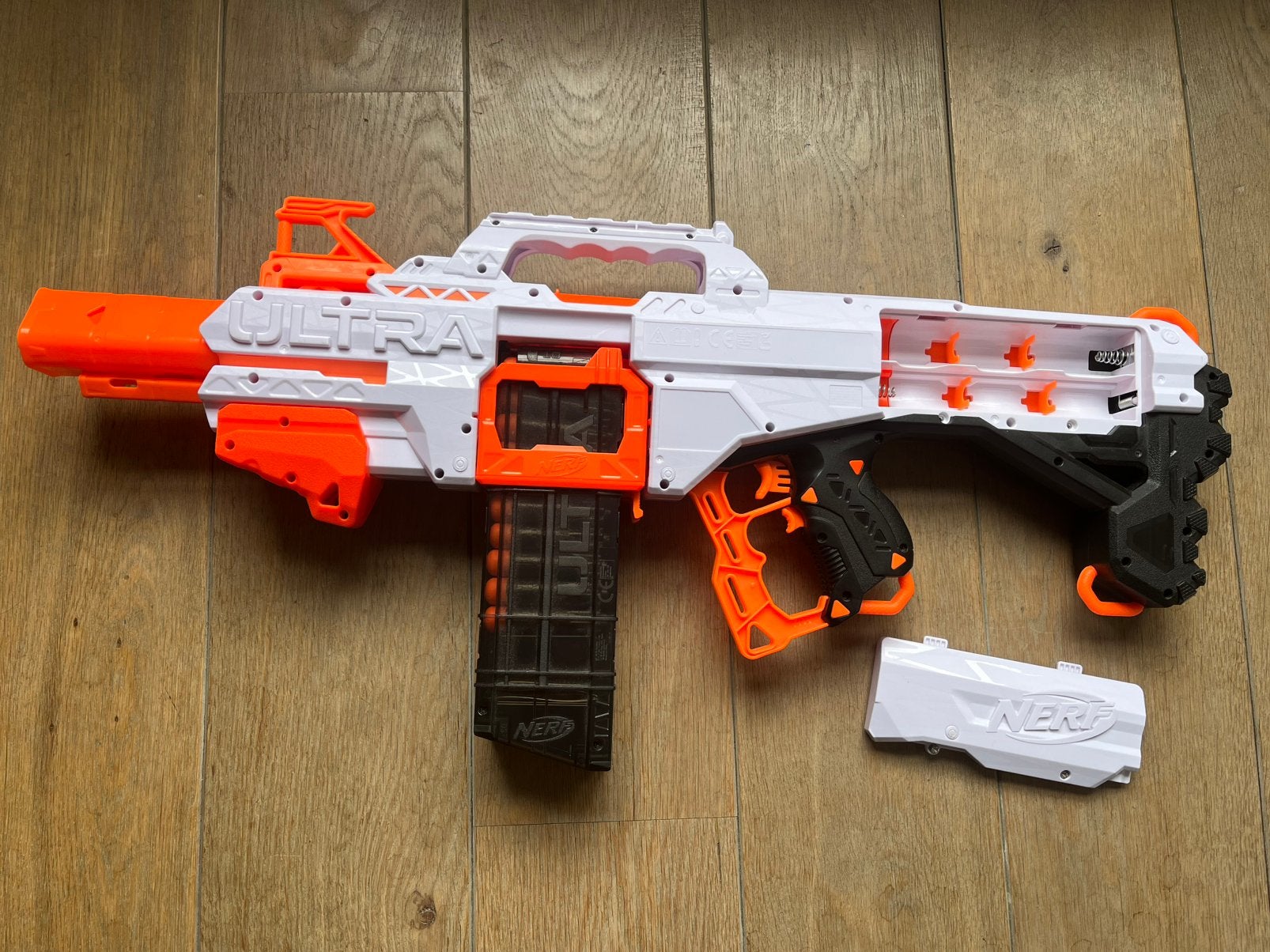 Nerf Select Ultra Blaster met 18 pijltjes, Ophalen of Verzenden, Zo goed als nieuw