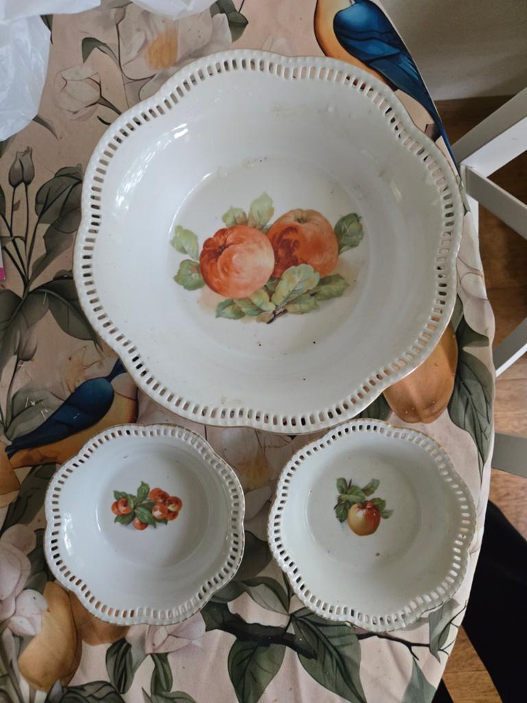 Schumann Arzberg Bavaria antiek fruitschaal bakjes appels, Ophalen
