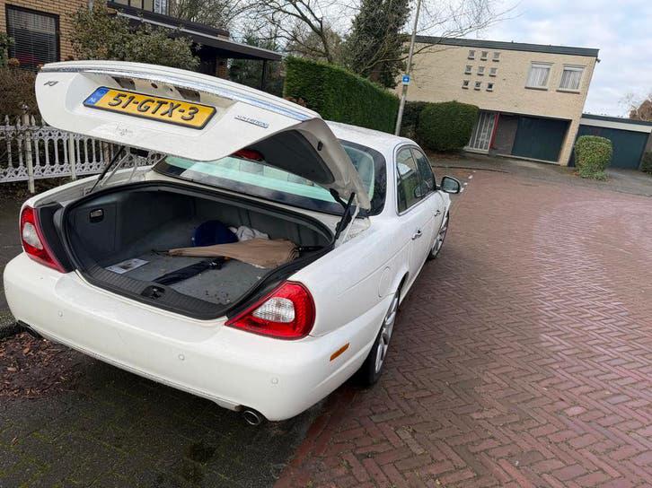 Jaguar XJ 4.2 Executive AUT 2008 Wit, Auto's, Jaguar, Automaat, Achterwielaandrijving, Wit, 298 pk