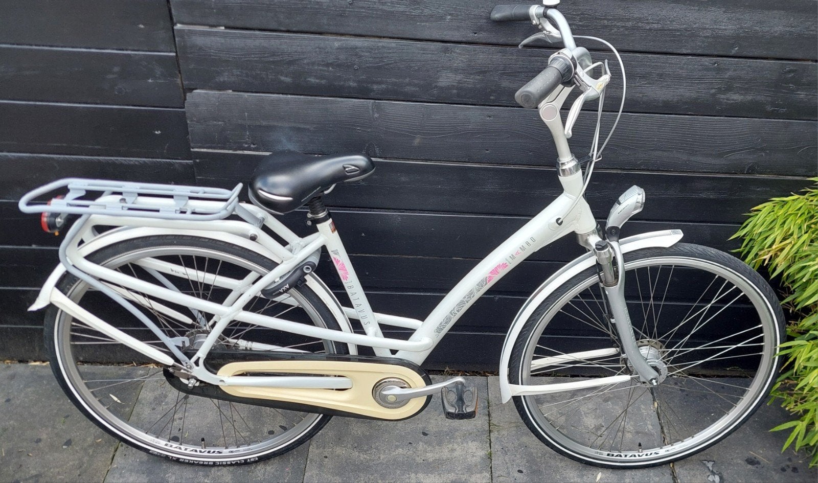 Batavus Mambo Citybike N8 28""AXA, Ophalen, Vering, Batavus, 49 tot 53 cm