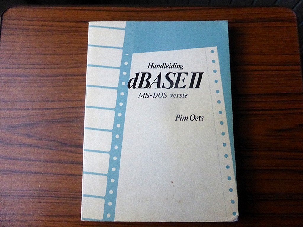 Nederlandstalig boek over dBase II (MS-DOS versie), Boeken, Software, Ophalen of Verzenden, Zo goed als nieuw, Pim Oets