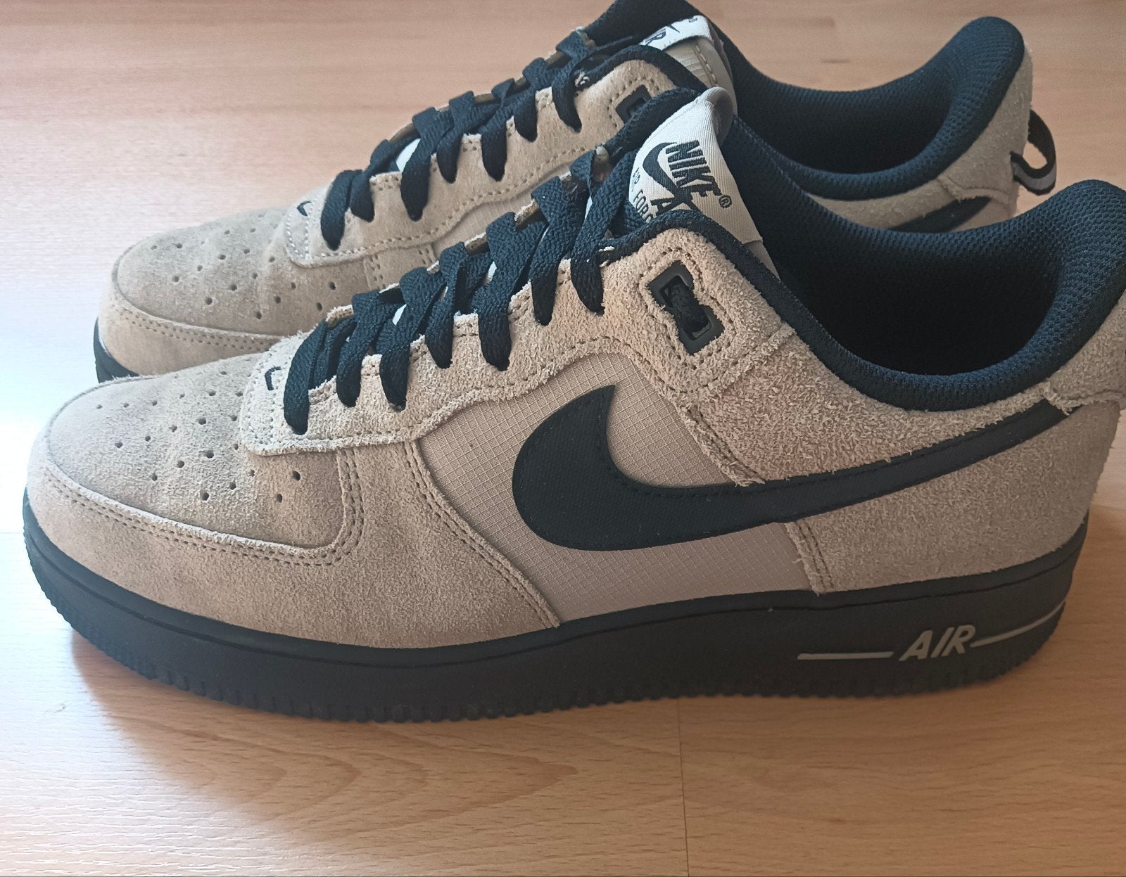 Nike Air Force 1 Low '07 LV8 desert khaki black, Overige kleuren, Nike, Ophalen of Verzenden, Sneakers of Gympen