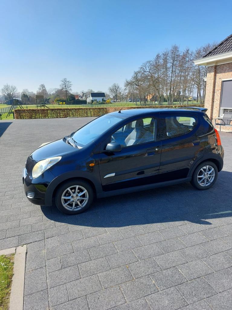 Zwarte Suzuki Alto 1.0 2013, 1e eigenaar, nette auto!!, Auto's, Suzuki, Particulier, Alto, Airconditioning, Digitale radio-ontvangst