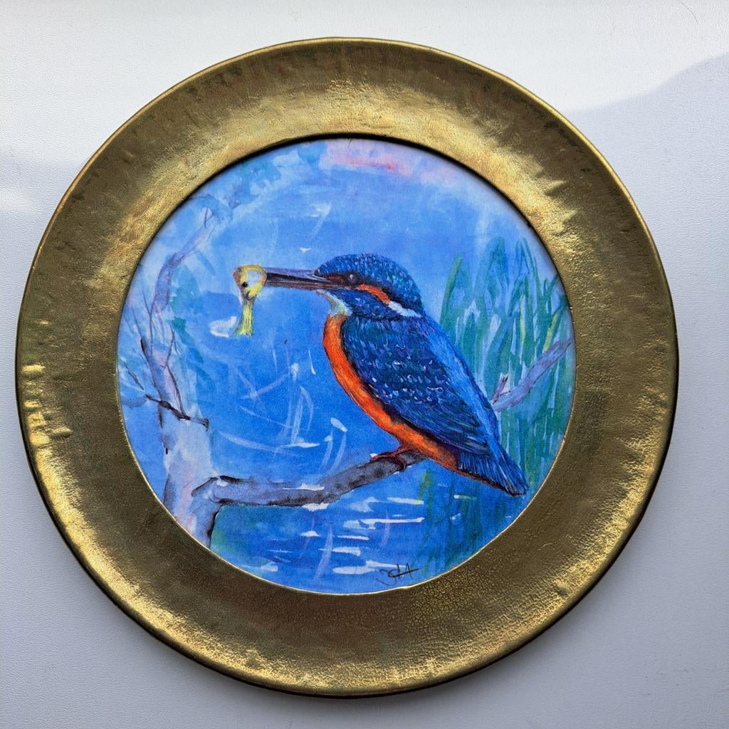Keramieken bord met koperen rand en ijsvogeldecor, Ophalen of Verzenden