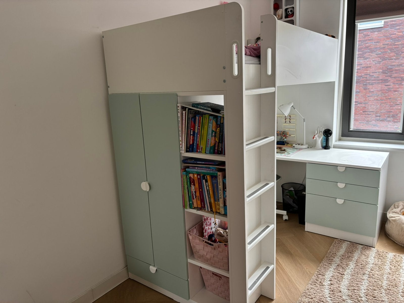 Smastad hoogslaper met bureau en kast, Ophalen, Zo goed als nieuw, Hoogslaper