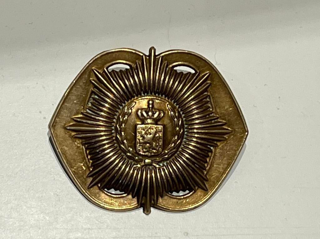 Baret embleem rgt Van Heutsz jaren 50, Verzenden, Zo goed als nieuw, Overige onderwerpen