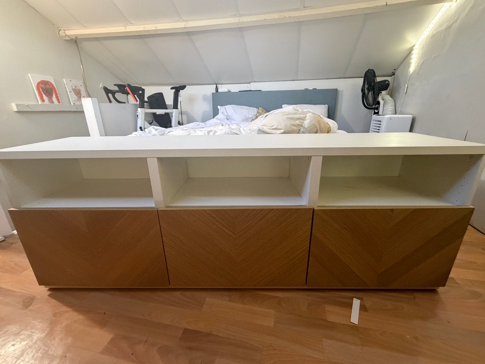 IKEA BESTA, tv-meubel, 150 tot 200 cm, Ophalen of Verzenden, Zo goed als nieuw, Minder dan 100 cm