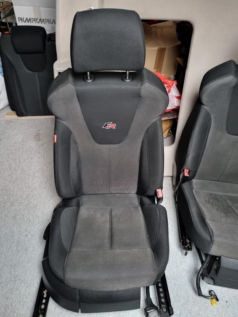 Seat Leon 1P FR Interieur - Voorstoelen en Achterbank, Auto-onderdelen, Interieur en Bekleding, Seat, Ophalen