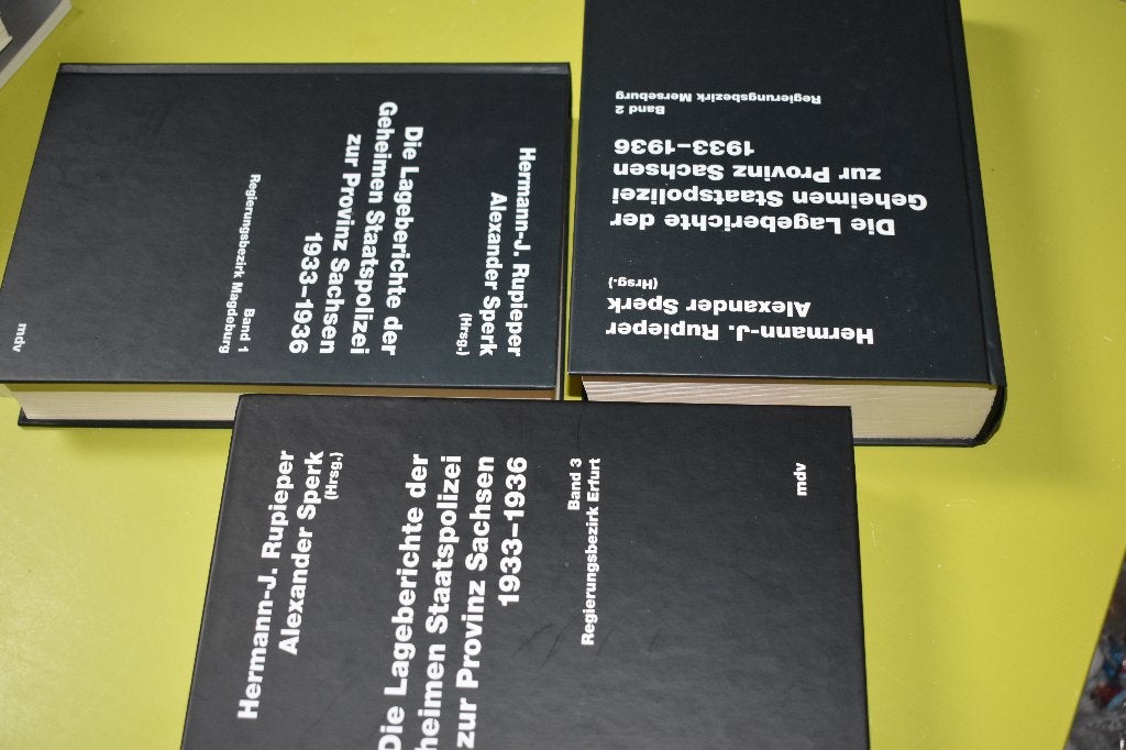 Lageberichten der Geheimen Staatspolizei  1933-1936 z.g.a.n., Verzamelen, Ophalen of Verzenden, Overige soorten, Duitsland, Boek of Tijdschrift