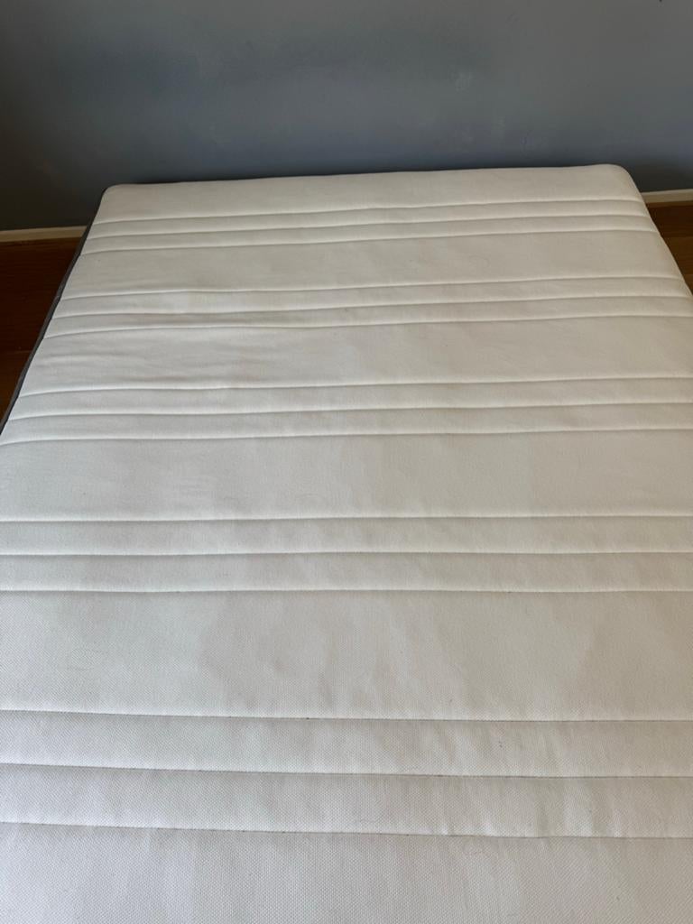 IKEA Hövåg matras 160x200 - 7 jaar oud, Huis en Inrichting, Slaapkamer | Matrassen en Bedbodems, Ophalen, Gebruikt, Tweepersoons