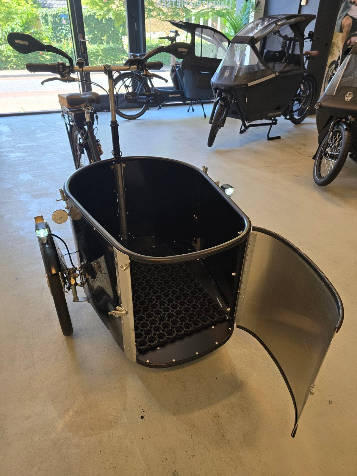 Elektrische Nihola Dog Unieke Lage instap middenmotor DEMO🥇, Fietsen en Brommers, Fietsen | Bakfietsen, Ophalen of Verzenden