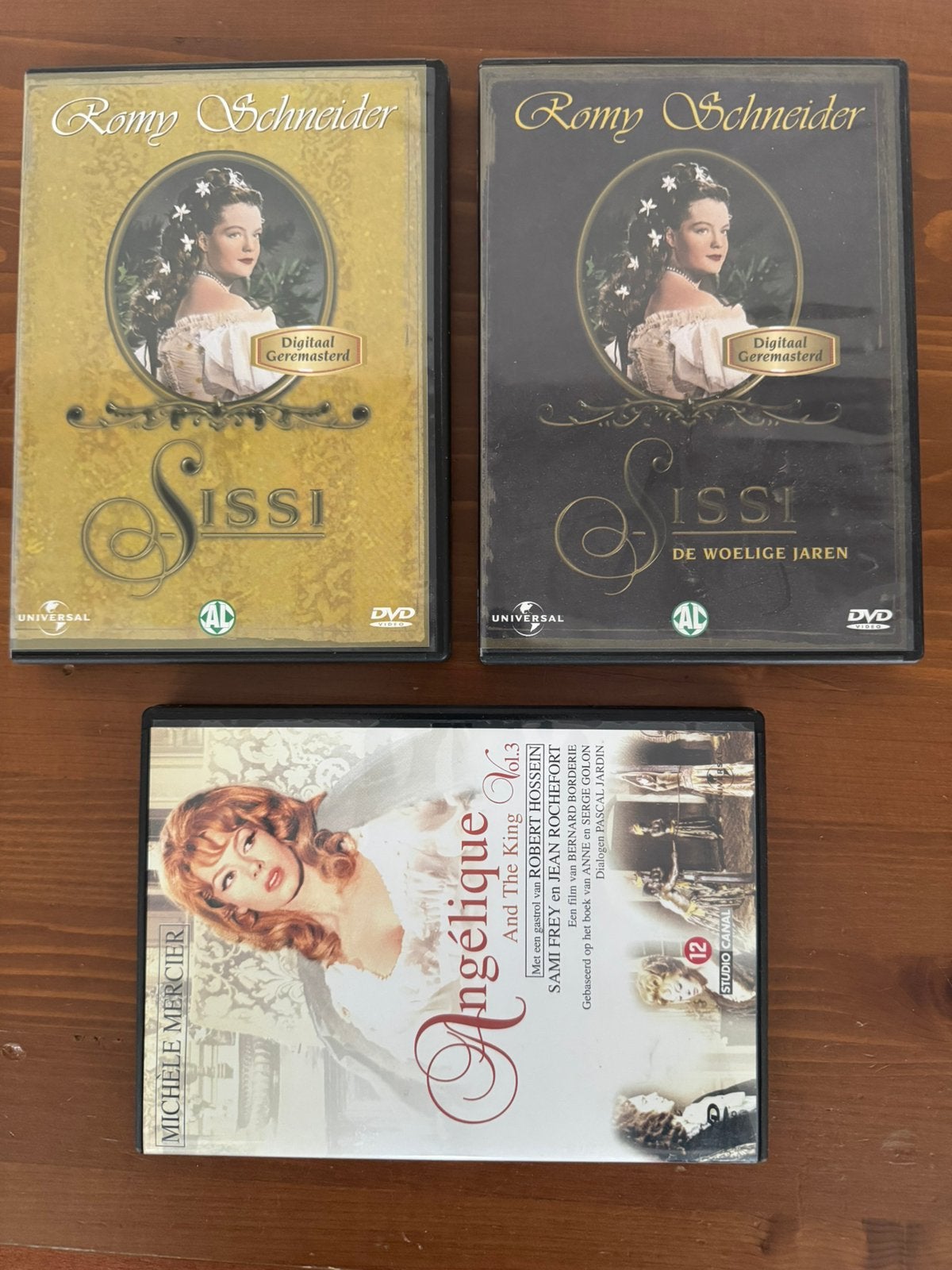 3 DVD Sissi & Angelique, Alle leeftijden, Ophalen of Verzenden, Zo goed als nieuw