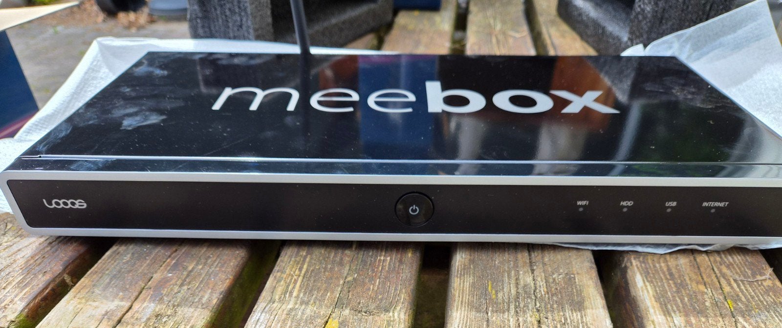 LOOQS MeeBox NAS WiFi Media Server met 500GB opslag, Computers en Software, NAS, Ophalen of Verzenden, Nieuw