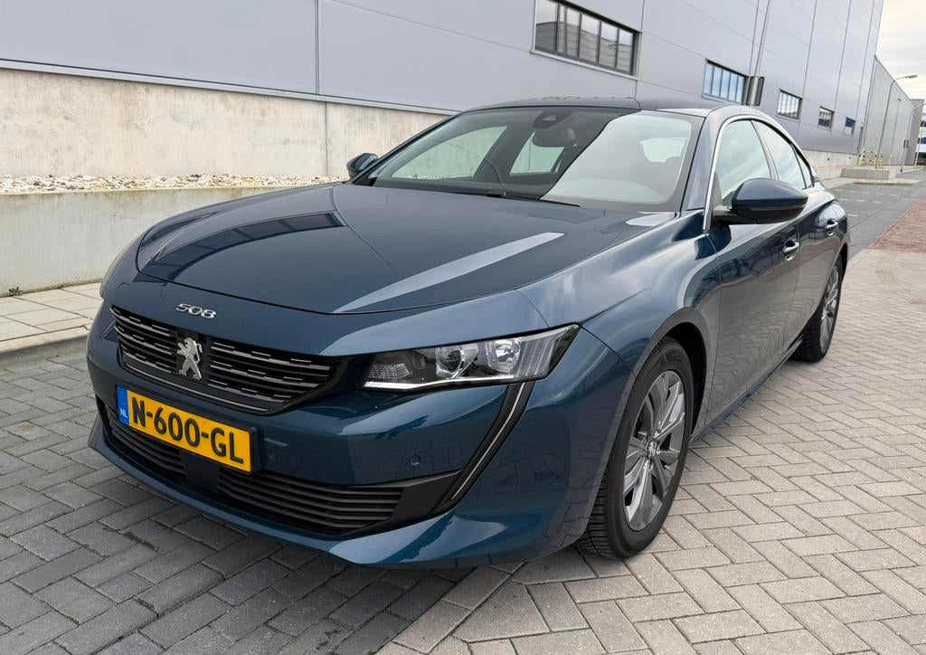 Peugeot 508 1.2 Puretech 130pk S&S Eat8 2021 Blauw, Auto's, Peugeot, Zwart, 1199 cc, Blauw, Origineel Nederlands