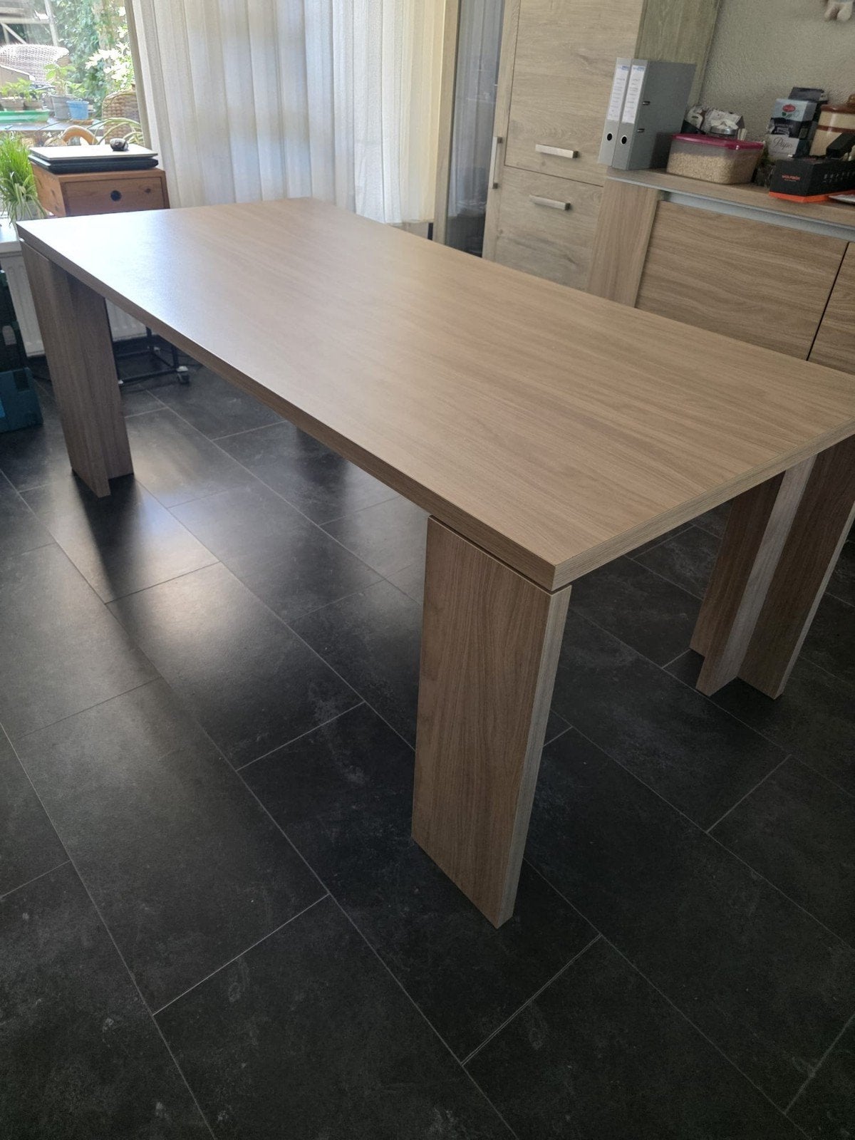 Zespersoons eettafel in lichte houtkleur, Huis en Inrichting, Ophalen, Gebruikt, 50 tot 100 cm, Vijf personen of meer