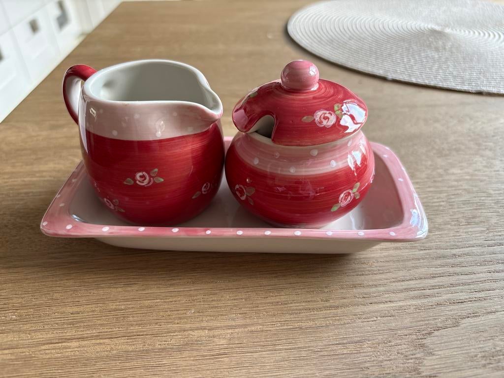 Froukjes Servies Melkkan en Suikerpotje - Zo goed als nieuw, Huis en Inrichting, Keuken | Servies, Keramiek, Overige typen, Ophalen of Verzenden