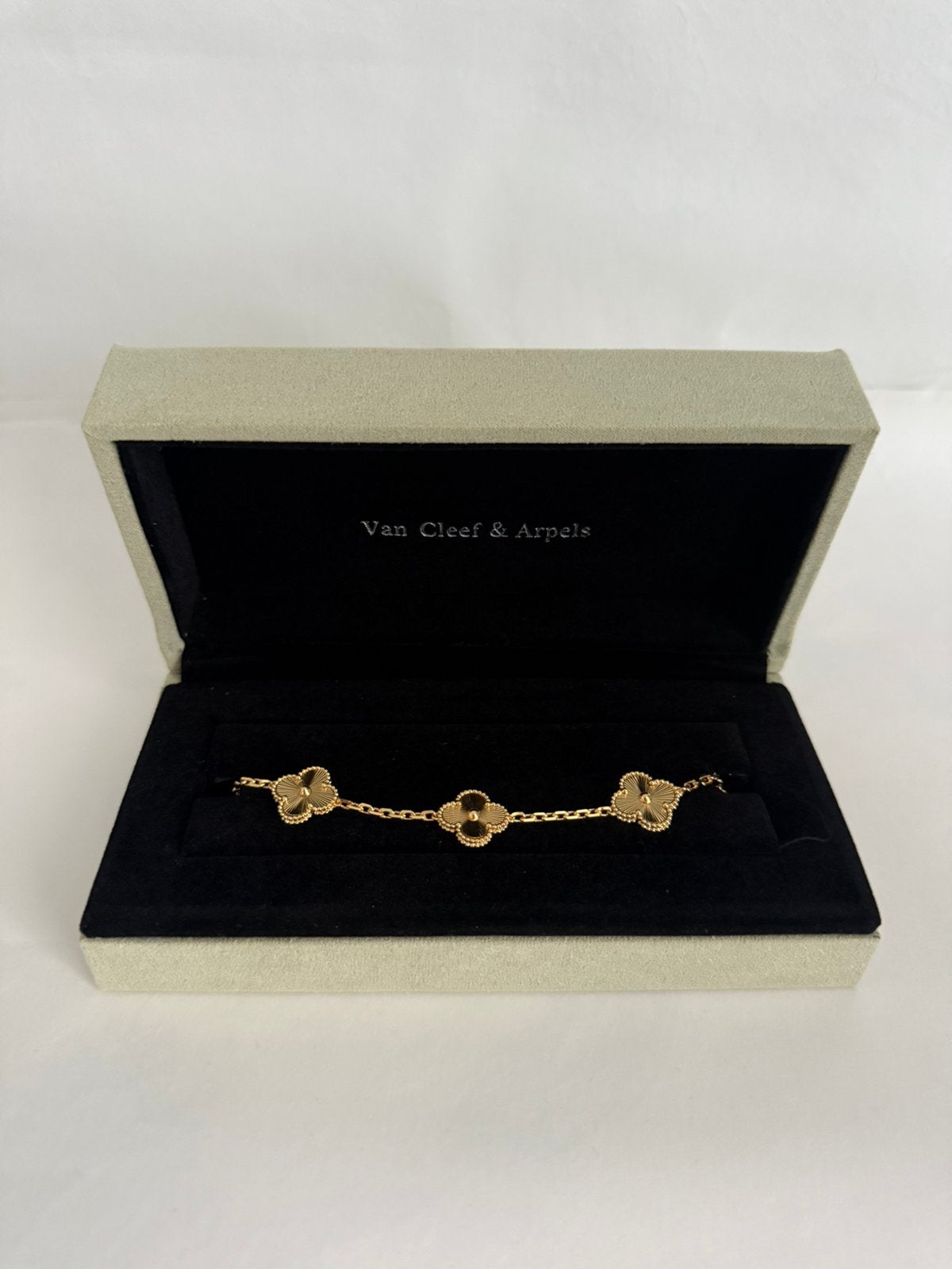 Van Cleef & Arpels armband goud, Ophalen of Verzenden, Nieuw