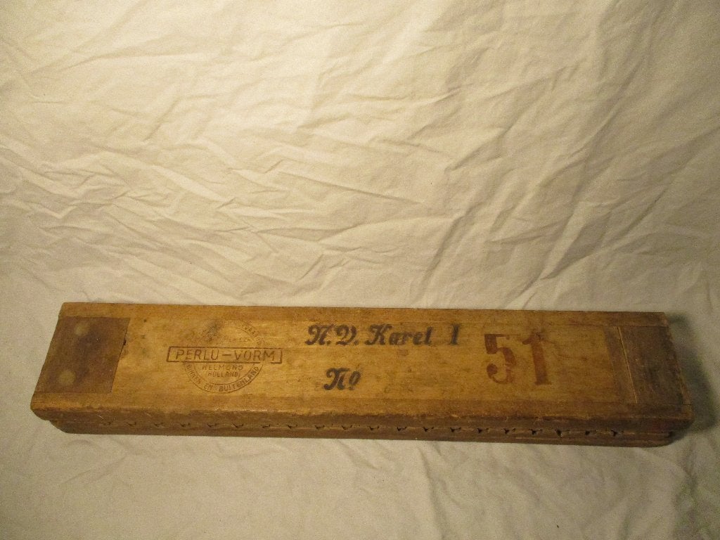 2x sigaren maak planken Karel 1 Helmond, Ophalen of Verzenden, Sigarenbandjes