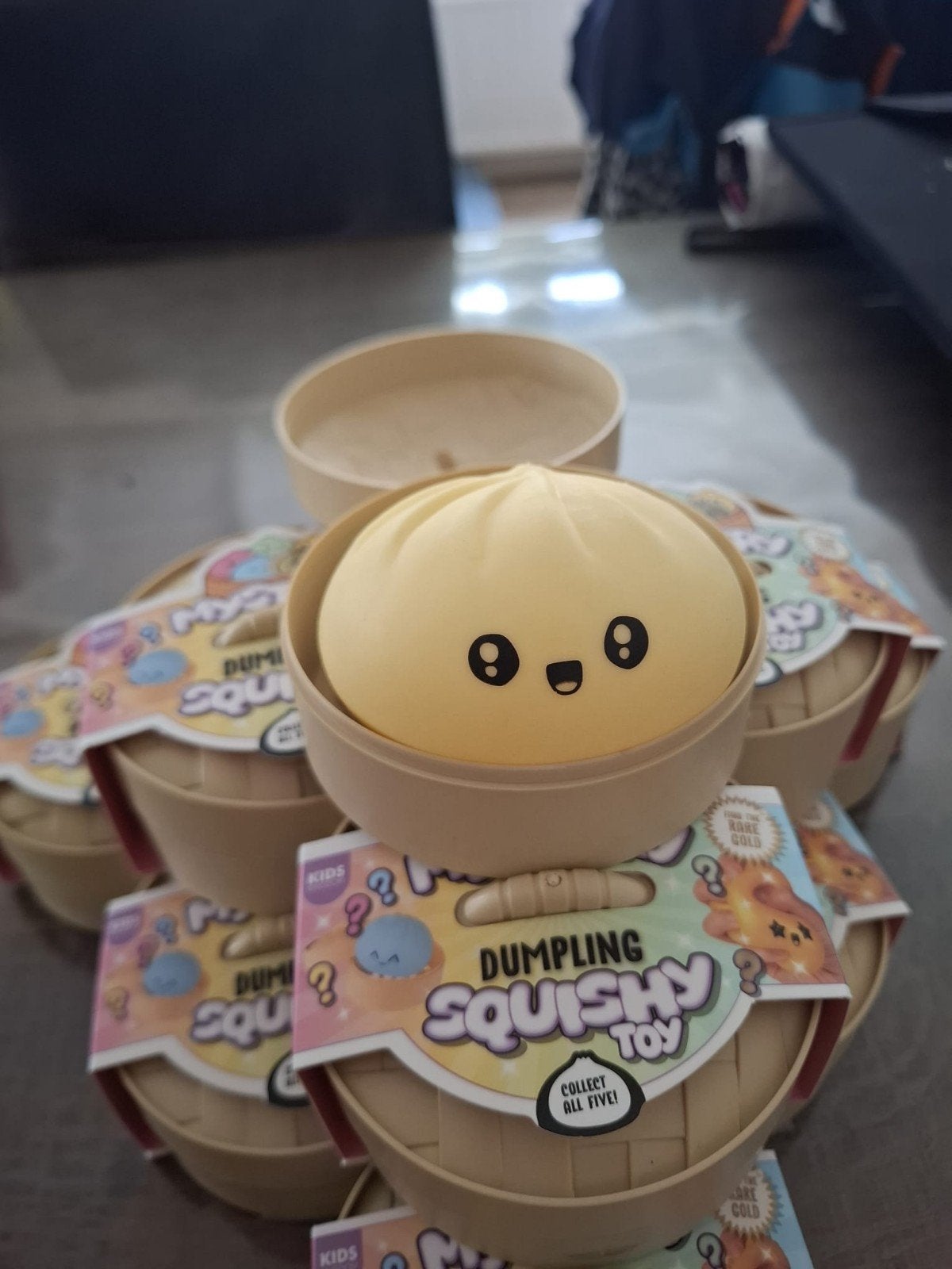 Squishi dumplings, Ophalen, Nieuw