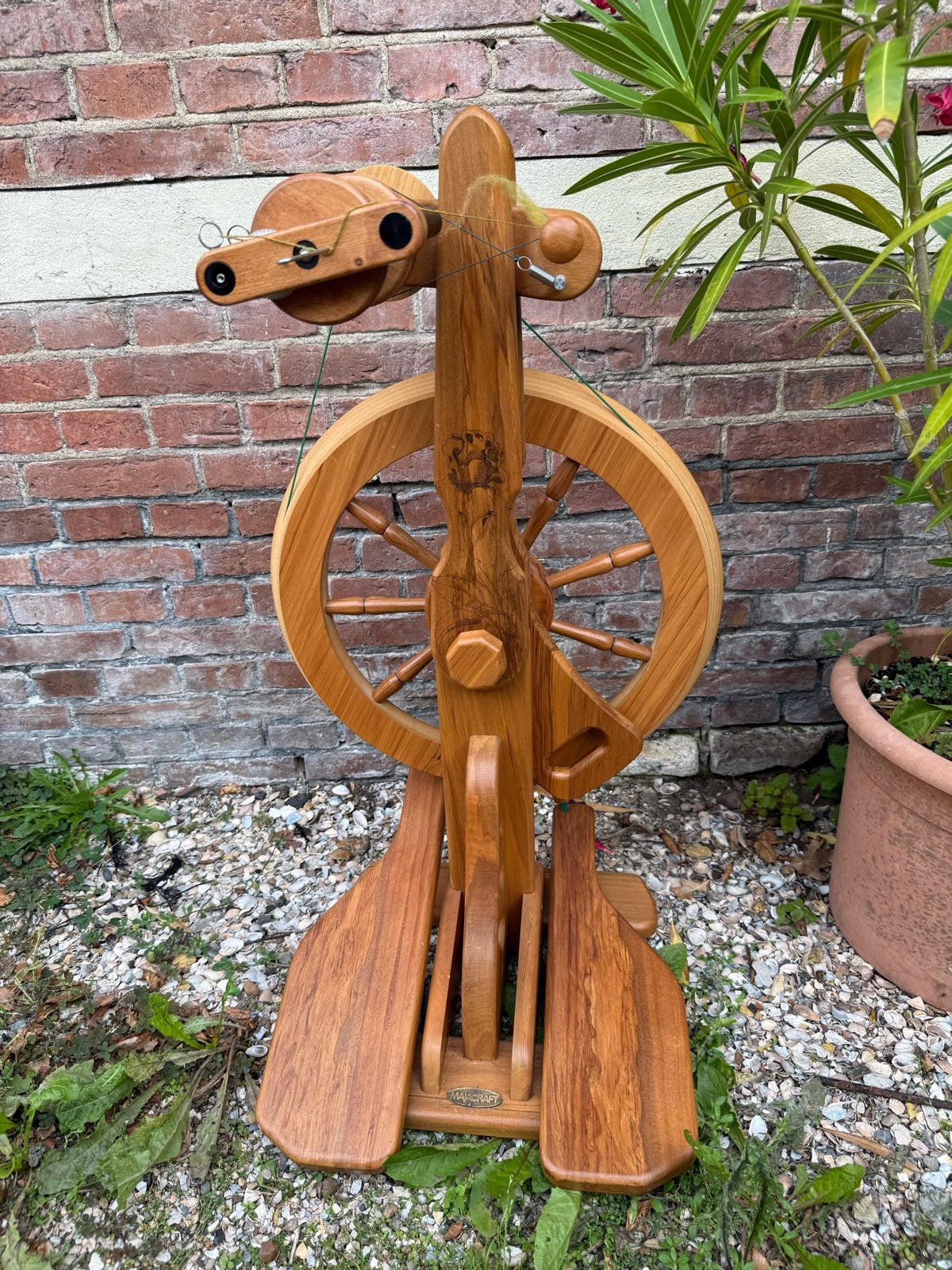 Majacraft Rose Spinnewiel met accessoires en handleiding, Ophalen, Zo goed als nieuw, Spinnewiel
