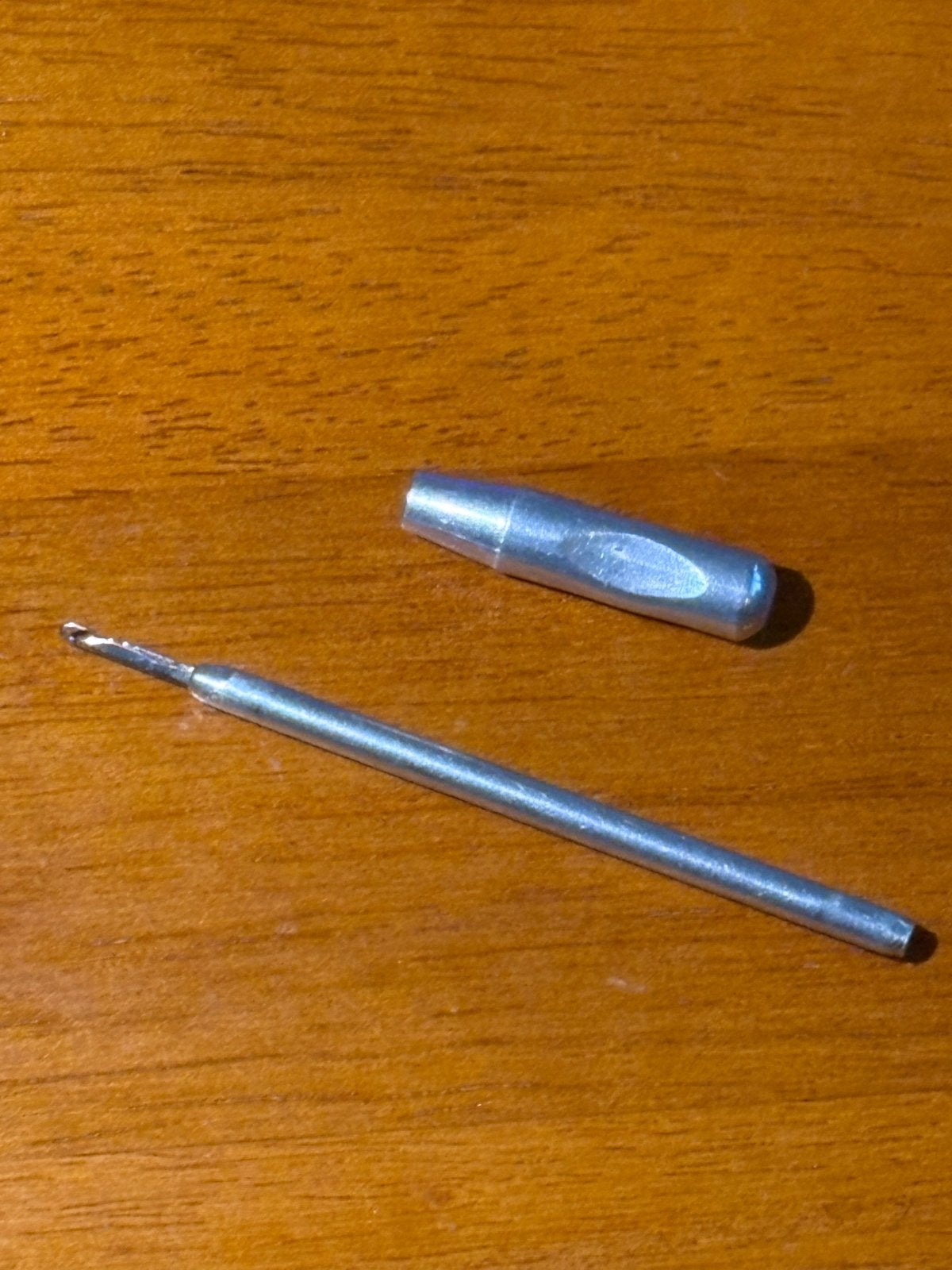 Kleine haaknaald - Ideaal voor fijn haakwerk (antieke), Ophalen of Verzenden, Gebruikt, Haken, Naald