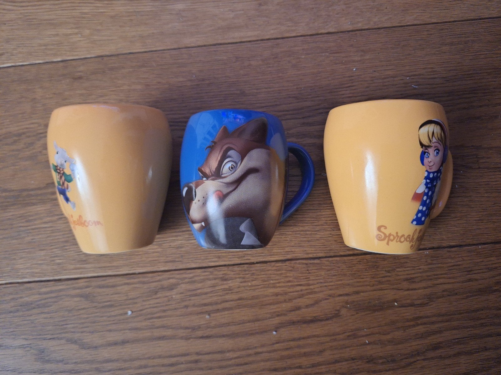 3 Efteling mokken: Geitje Benjamin, Wolf en Roodkapje, Ophalen of Verzenden, Zo goed als nieuw, Gebruiksvoorwerp