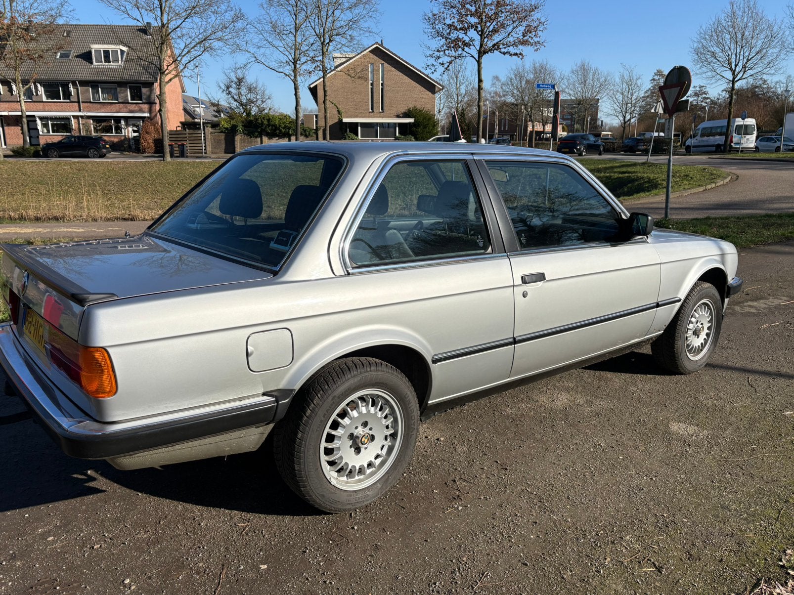Bmw 323i E30 Originele Topstaat 24000 km met wagenhistorie, foto 10